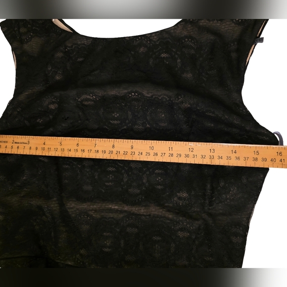 Vera Wang Black Lace Overlay Formal Long Gown Dress Size 6 NWT - Picture 9 of 16